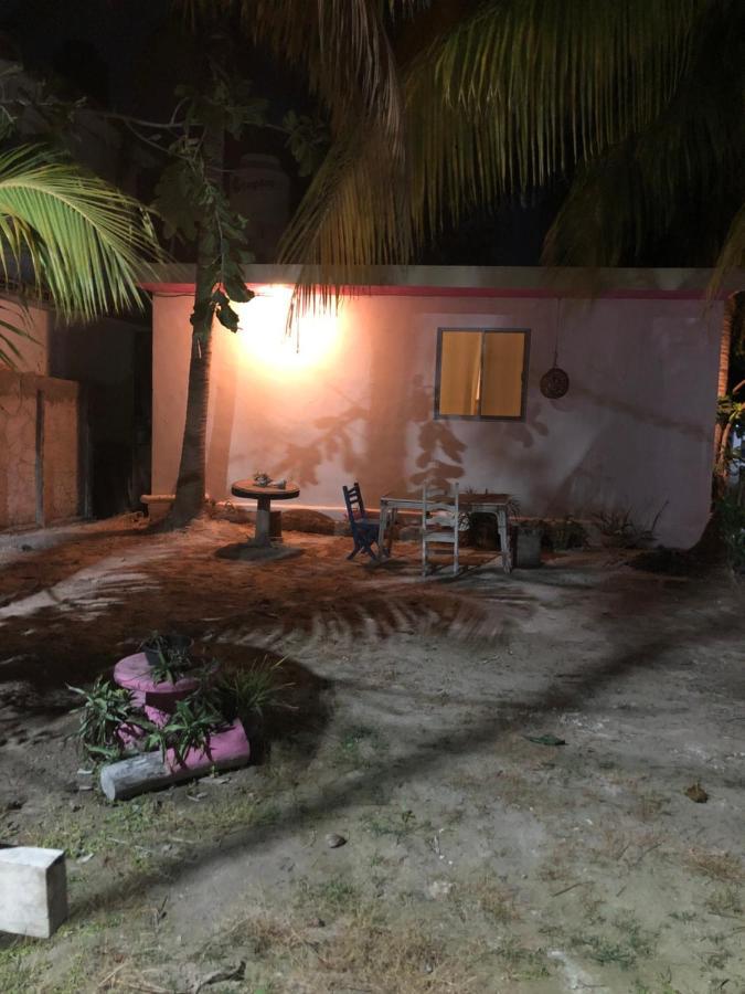 Casa Los Abuelos Holbox Extérieur photo