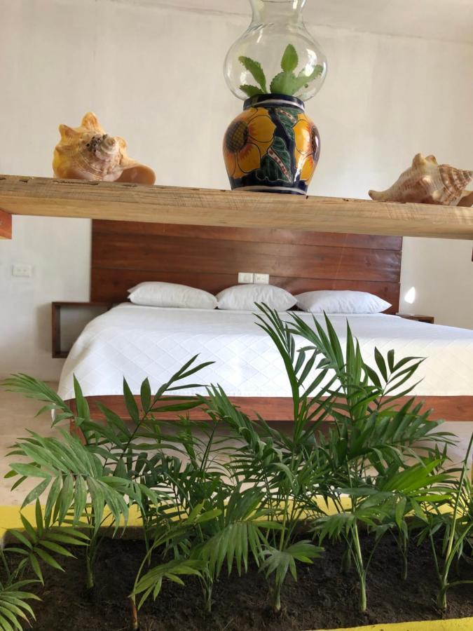 Casa Los Abuelos Holbox Extérieur photo
