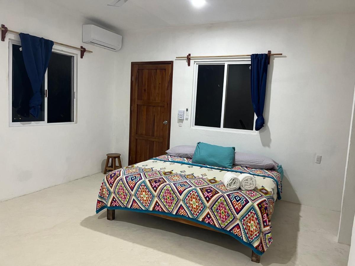 Casa Los Abuelos Holbox Extérieur photo