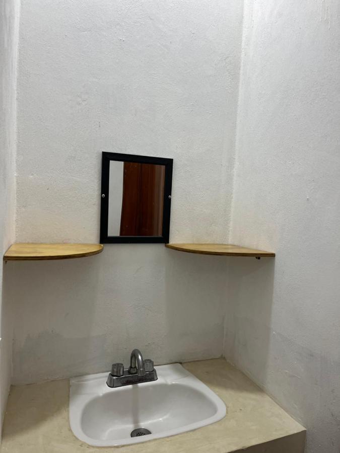Casa Los Abuelos Holbox Extérieur photo