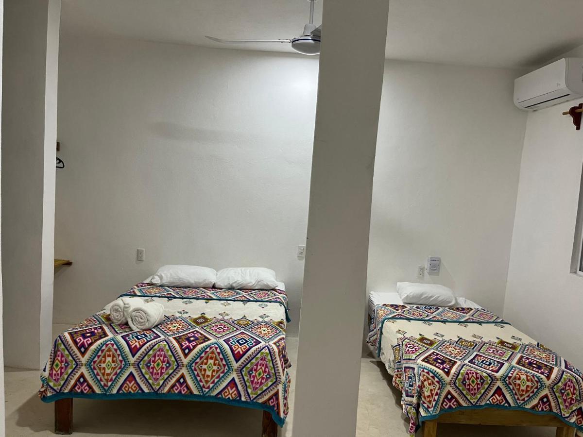 Casa Los Abuelos Holbox Extérieur photo